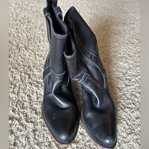 Woman’s Black Leather Boots